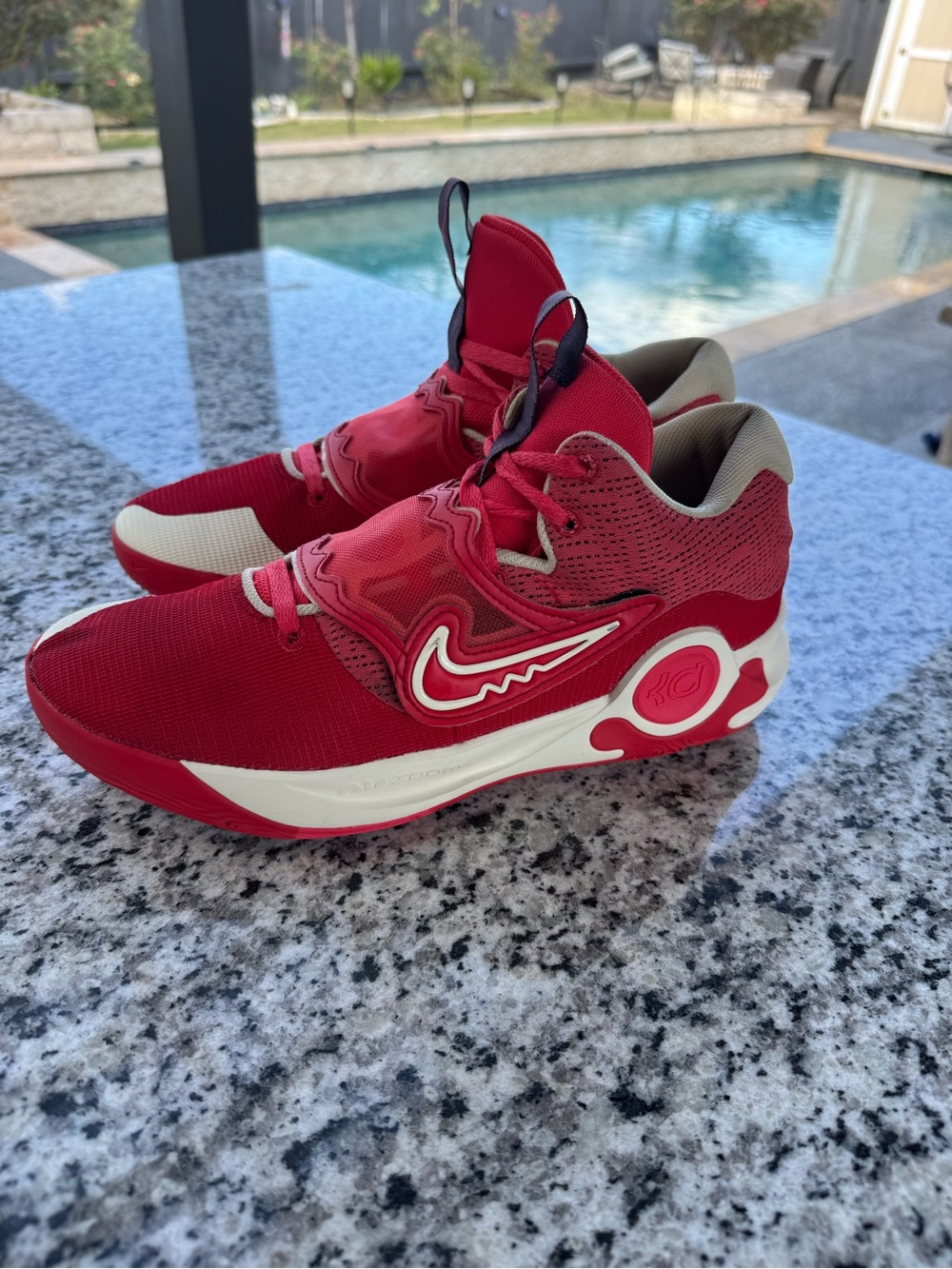 Nike KD Trey 5 X Men’s Basketball Sneaker University Red Ember Glow DD9538-601